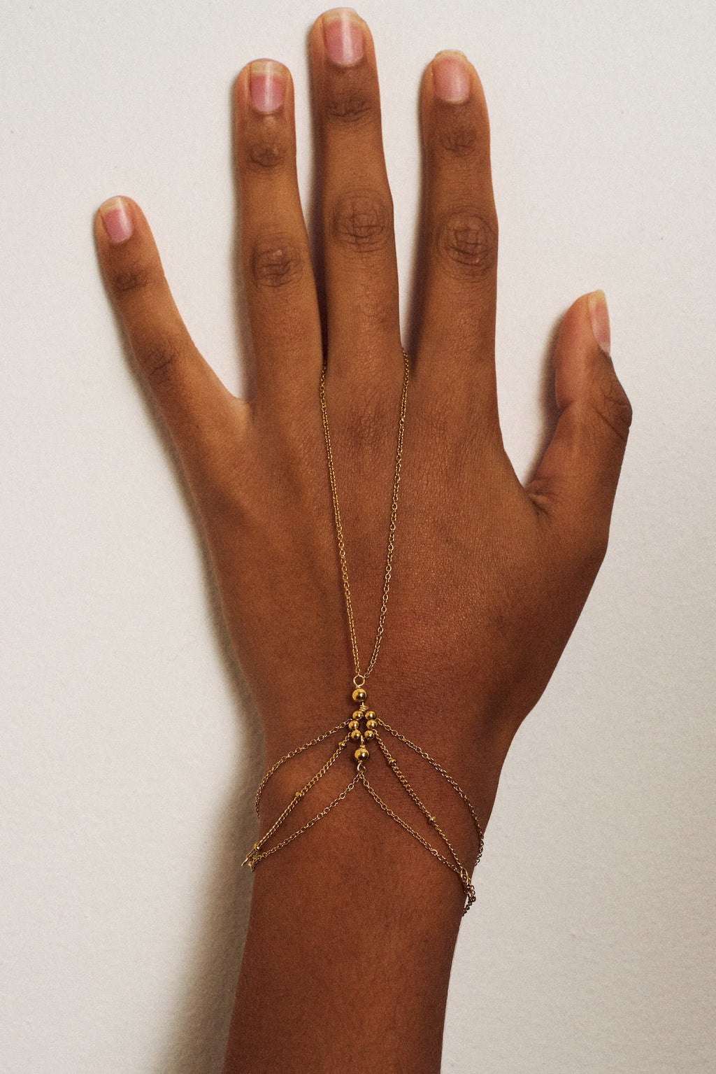 GIO BIJOU DE MAIN DORÉ