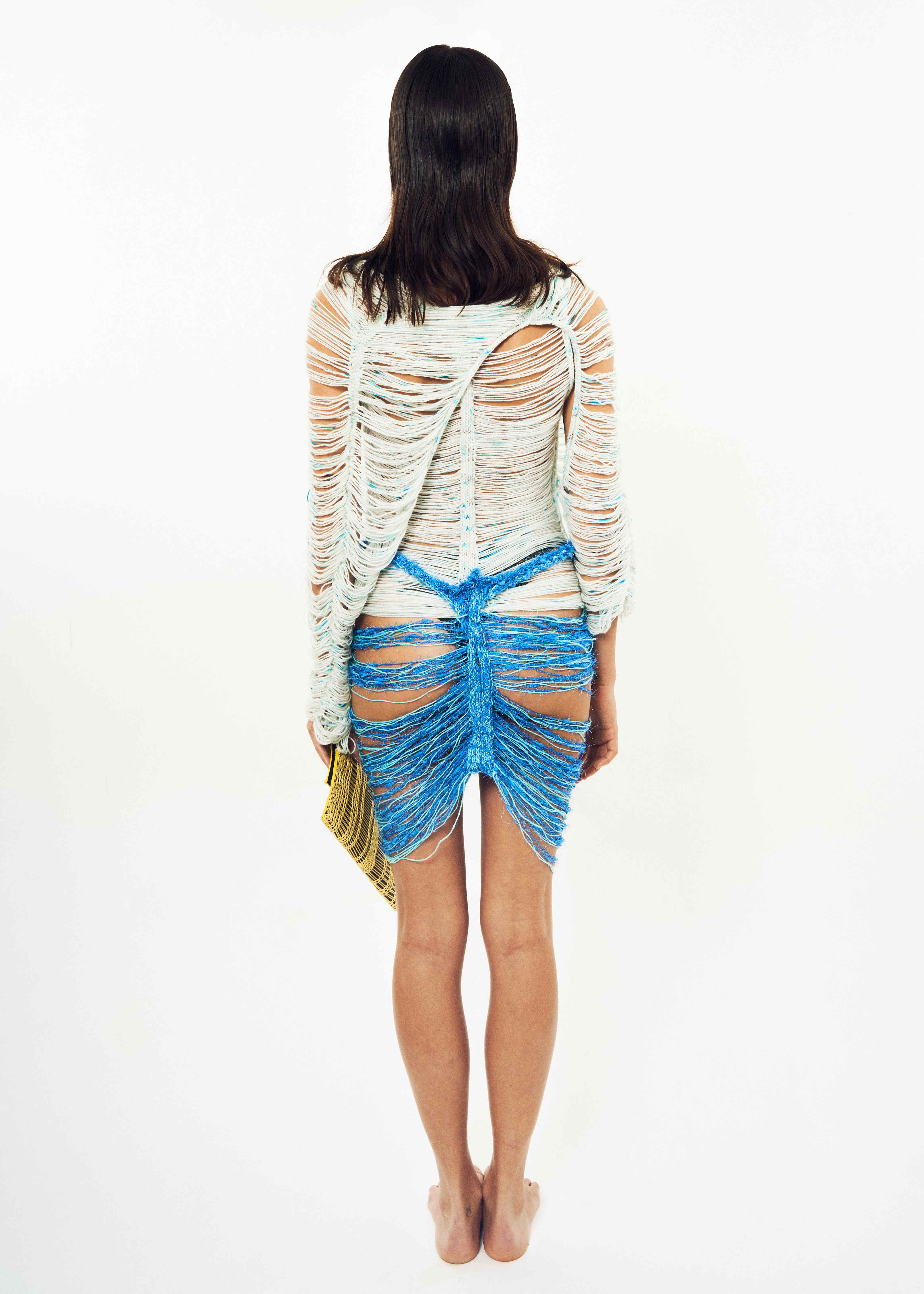 WHITE WOOL TOP